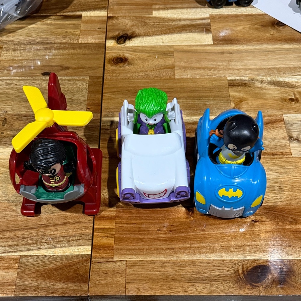 Little people marvel action figures batgirl joker and robin